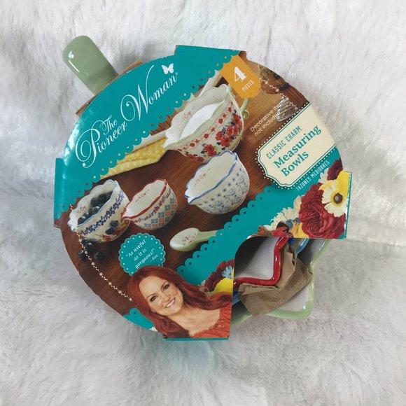 The Pioneer Woman Classic Charm 4-piece Measuring Bowls New - Picture 3 of 8